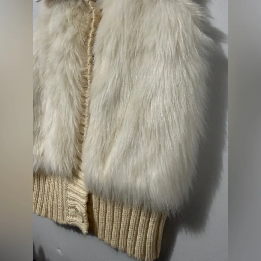 GAP Cozy Cream Kids Vest Large (10) - Picture 3 of 5